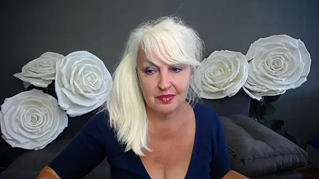 Snapshot of BlondyLeeBest chatting on 16, 9, 2025 BlondyLeeBest online show from 16, 9, 2025