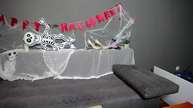 Snapshot of BlondyLeeBest chatting on 1, 11, 2025 BlondyLeeBest online show from 1, 11, 2025