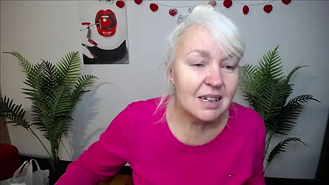 Snapshot of BlondyLeeBest chatting on 21, 2, 2026 BlondyLeeBest online show from 21, 2, 2026