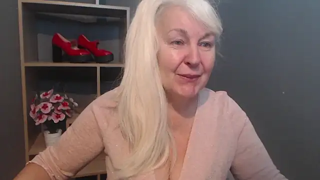 Snapshot of BlondyLeeBest chatting on 22, 2, 2026 BlondyLeeBest online show from 22, 2, 2026
