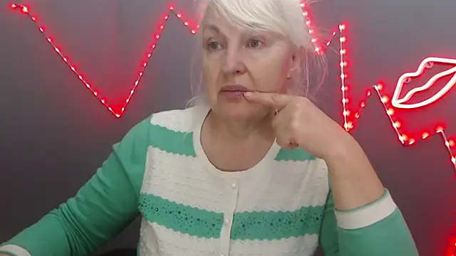 Snapshot of BlondyLeeBest chatting on 13, 3, 2026 BlondyLeeBest online show from 13, 3, 2026