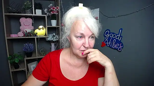 BlondyLeeBest online show from 13, 7, 2026
