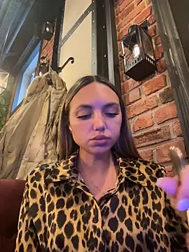 Snapshot of AngelinaMoore chatting on 20, 12, 2024 AngelinaMoore online show from 20, 12, 2024