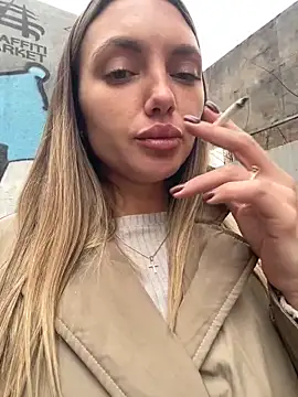 Snapshot of AngelinaMoore chatting on 27, 2, 2025 AngelinaMoore online show from 27, 2, 2025