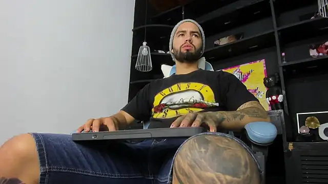 matteosantos online show from 3, 2, 2025