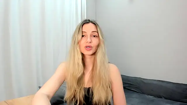 Snapshot of _DarkRose_ chatting on 27, 2, 2026 DarkRose online show from 27, 2, 2026