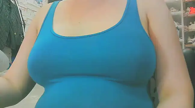 Snapshot of keepmepregnantT chatting on 9, 1, 2025 keepmepregnantT online show from 9, 1, 2025