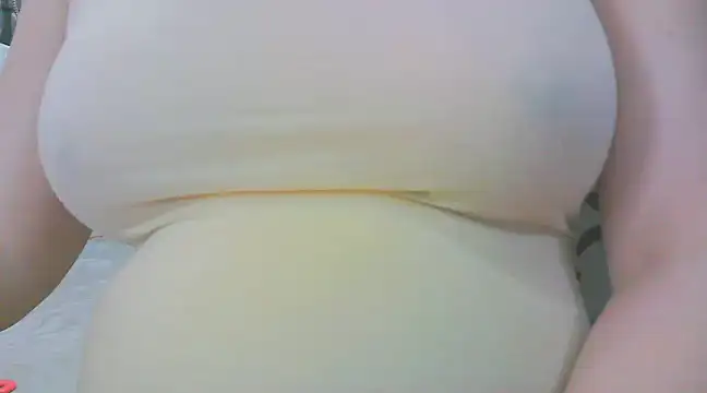 Snapshot of keepmepregnantT chatting on 13, 2, 2025 keepmepregnantT online show from 13, 2, 2025