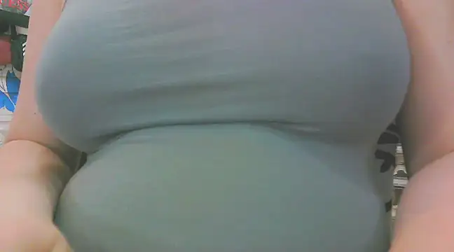 Snapshot of keepmepregnantT chatting on 9, 3, 2025 keepmepregnantT online show from 9, 3, 2025