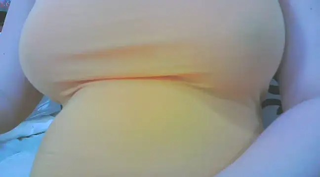 Snapshot of keepmepregnantT chatting on 15, 3, 2025 keepmepregnantT online show from 15, 3, 2025