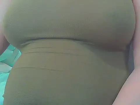 Snapshot of keepmepregnantT chatting on 9, 10, 2025 keepmepregnantT online show from 9, 10, 2025