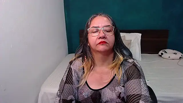 scaelettdubois online show from 15, 11, 2025