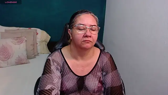 Snapshot of scaelettdubois chatting on 22, 4, 2026 scaelettdubois online show from 22, 4, 2026
