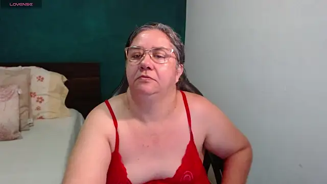 Snapshot of scaelettdubois chatting on 12, 7, 2026 scaelettdubois online show from 12, 7, 2026