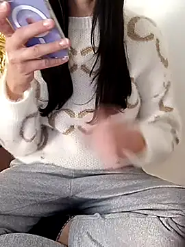 Snapshot of SHARONRodrig chatting on 1, 12, 2024 SHARONRodrig online show from 1, 12, 2024