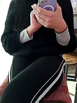 Snapshot of SHARONRodrig chatting on 21, 1, 2025 SHARONRodrig online show from 21, 1, 2025