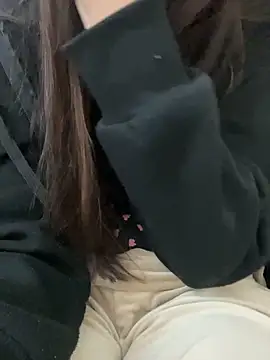 Snapshot of SHARONRodrig chatting on 11, 11, 2025 SHARONRodrig online show from 11, 11, 2025