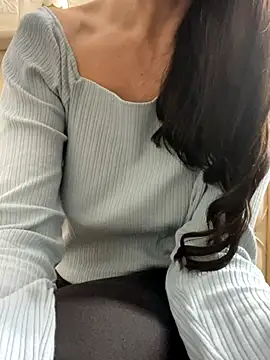 Snapshot of SHARONRodrig chatting on 2, 12, 2025 SHARONRodrig online show from 2, 12, 2025