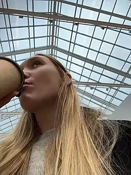 MariaTull online show from 22, 11, 2025