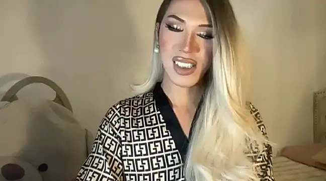 Ts glamxxxx online show from 31, 1, 2025