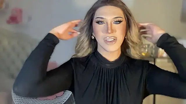 Ts glamxxxx online show from 5, 10, 2025