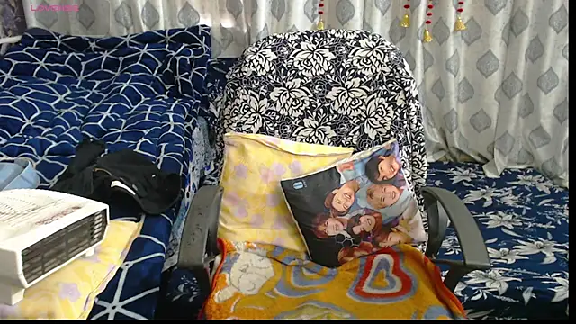 Snapshot of sexyrihana1 chatting on 31, 12, 2024 sexyrihana1 online show from 31, 12, 2024