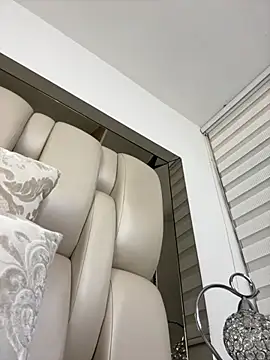 Snapshot of ALISSON_FOXXX1 chatting on 30, 10, 2025 ALISSON FOXXX1 online show from 30, 10, 2025