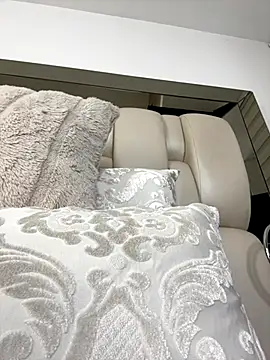 Snapshot of ALISSON_FOXXX1 chatting on 21, 11, 2025 ALISSON FOXXX1 online show from 21, 11, 2025