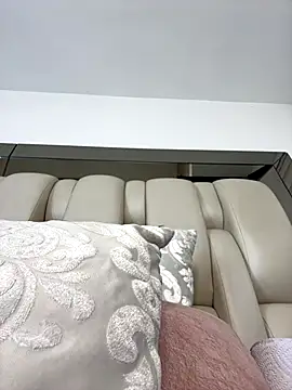 Snapshot of ALISSON_FOXXX1 chatting on 17, 12, 2025 ALISSON FOXXX1 online show from 17, 12, 2025