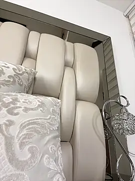 Snapshot of ALISSON_FOXXX1 chatting on 22, 12, 2025 ALISSON FOXXX1 online show from 22, 12, 2025