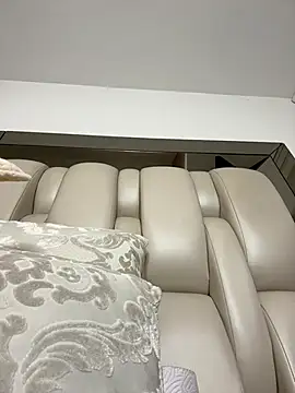 Snapshot of ALISSON_FOXXX1 chatting on 8, 2, 2026 ALISSON FOXXX1 online show from 8, 2, 2026