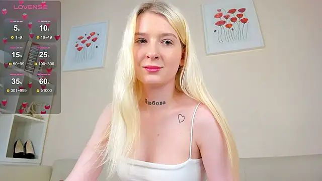 Snapshot of rosa_mariposa_ chatting on 6, 3, 2025 rosa mariposa online show from 6, 3, 2025