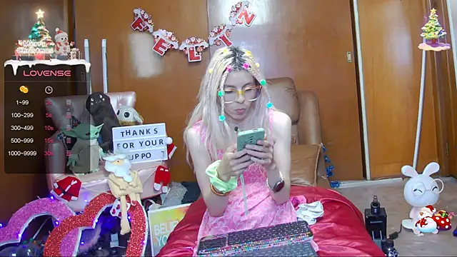 Skinygirl online show from 14, 12, 2024