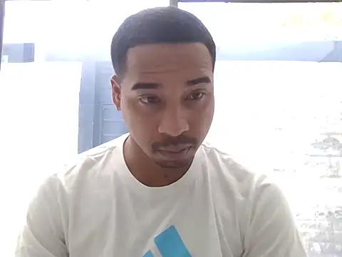 Juninho10c online show from 4, 11, 2025