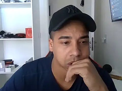 Juninho10c online show from 19, 11, 2025