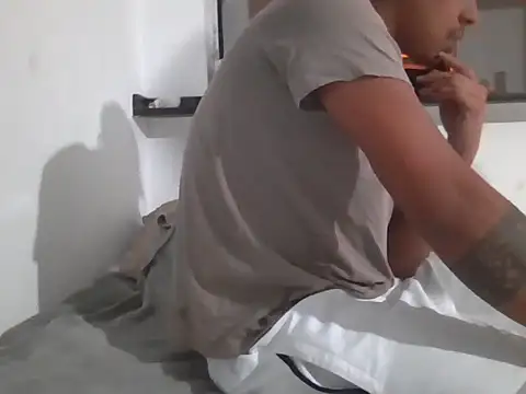 Juninho10c online show from 26, 11, 2025