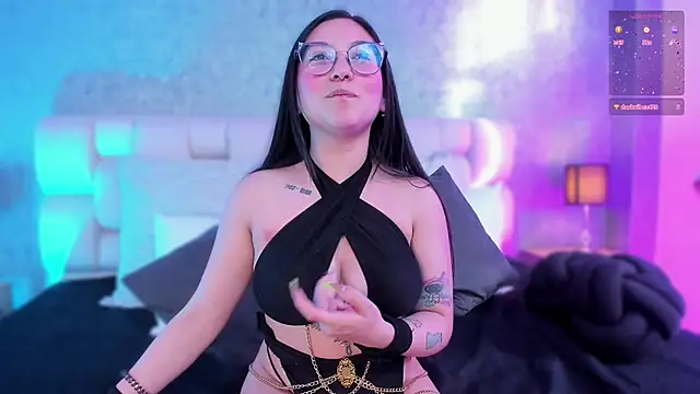 lucy neil online show from 31, 1, 2025