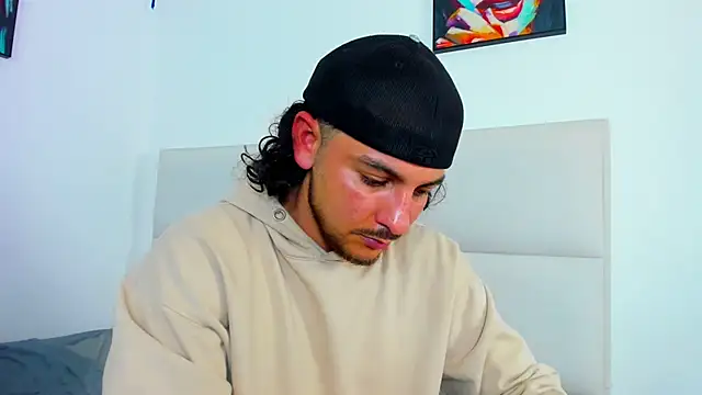 Snapshot of tuyo1995 chatting on 5, 1, 2026 tuyo1995 online show from 5, 1, 2026