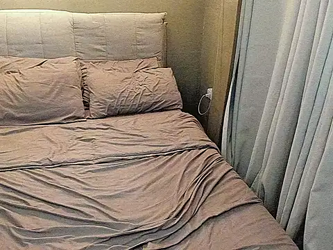 MissAyaCollins online show from 18, 12, 2025