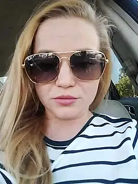 Lady  Maria online show from 8, 3, 2025