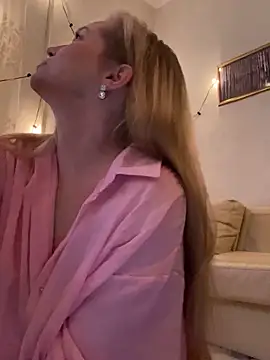 Lady  Maria online show from 15, 10, 2025