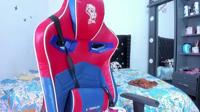 BellaKarla online show from 9, 7, 2026