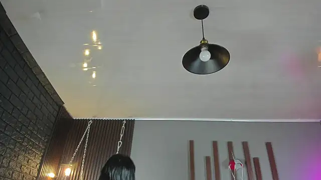 annie barozzi online show from 2, 12, 2025