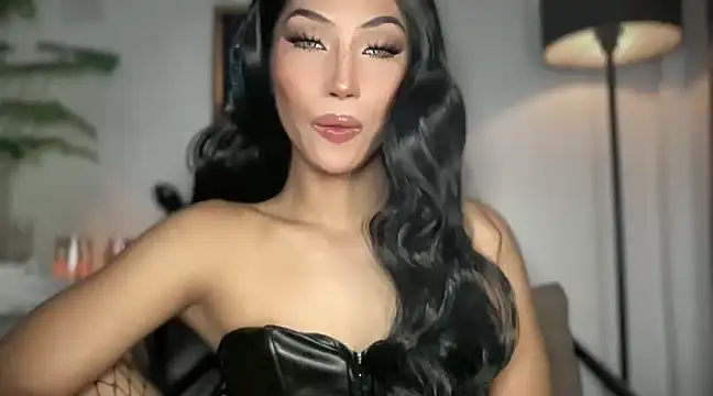 Bella Gordon online show from 15, 2, 2025