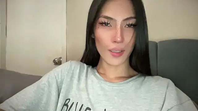 Bella Gordon online show from 21, 9, 2025