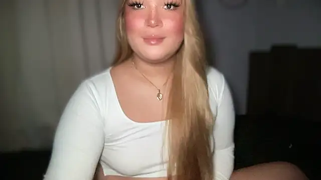 MissCataleyaxxx online show from 17, 10, 2025