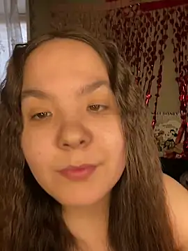 Var Kiss online show from 13, 4, 2026