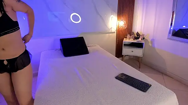 Snapshot of Gin_Zc chatting on 21, 12, 2024 Gin Zc online show from 21, 12, 2024