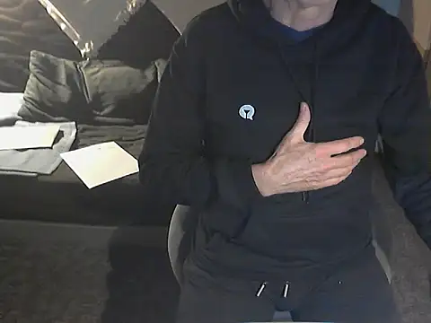 kiam471 online show from 12, 2, 2025