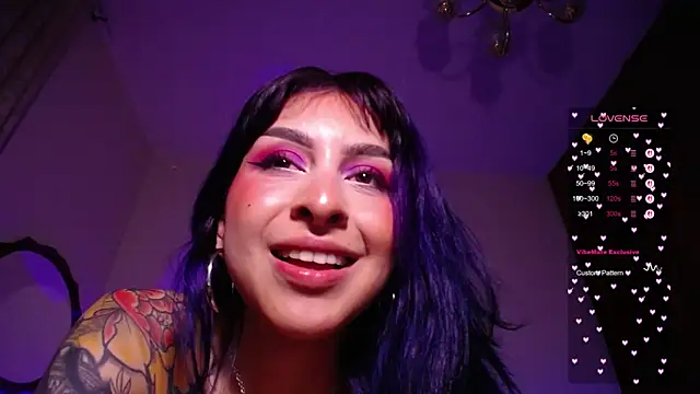 Cinamoonn online show from 18, 3, 2025